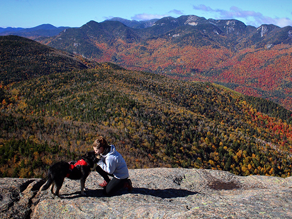 Uploaded Image: /vs-uploads/dog-blog/Kristen and Jake- Noonmark.jpg